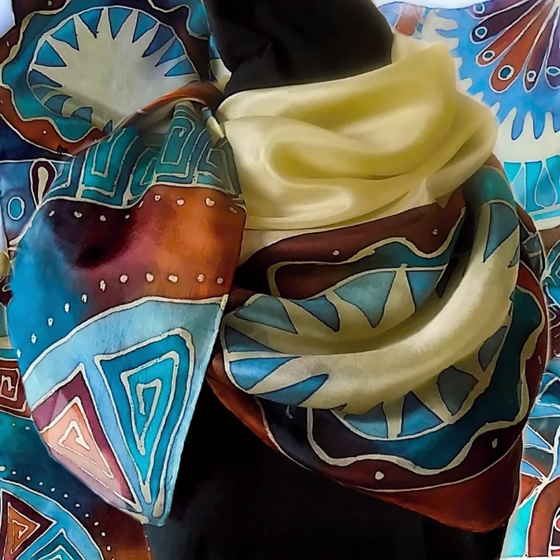 Hedvábný šátek - Inspirace Gaudím