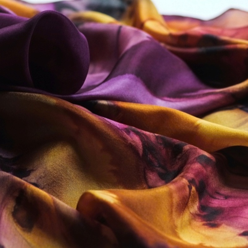 Hedvábný šátek - Švestky v hořčici 1