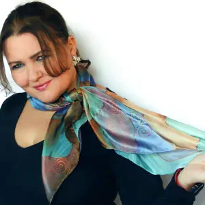 Hedvábný šátek - Pastelové spirály