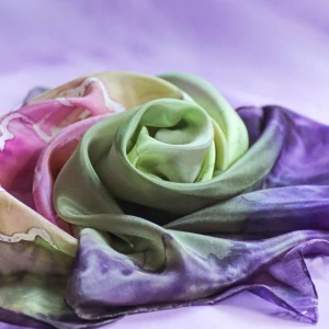 Hedvábný šátek - Zeleno růžový