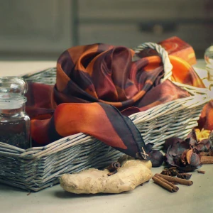 Hedvábný šátek - Oranžovo skořicový