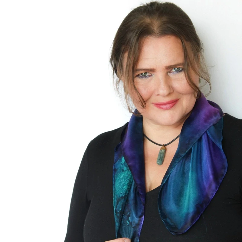 Hedvábný šátek - Švestky v petroleji 2