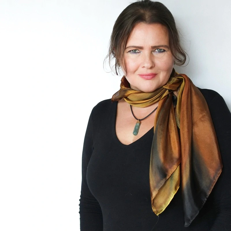 Hedvábný šátek - Žluto hnědý