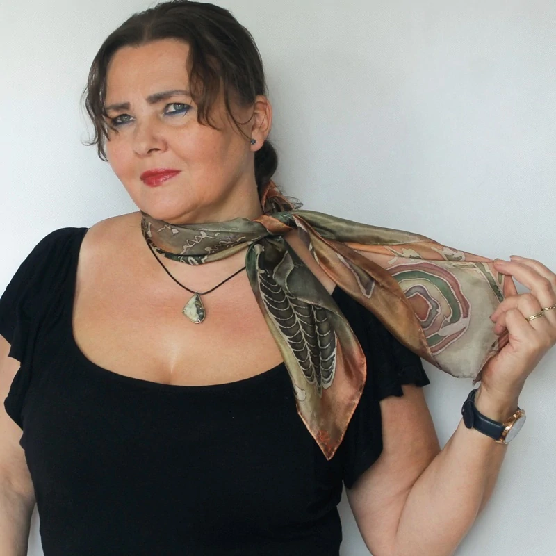 Hedvábný šátek - Cesta do pravěku