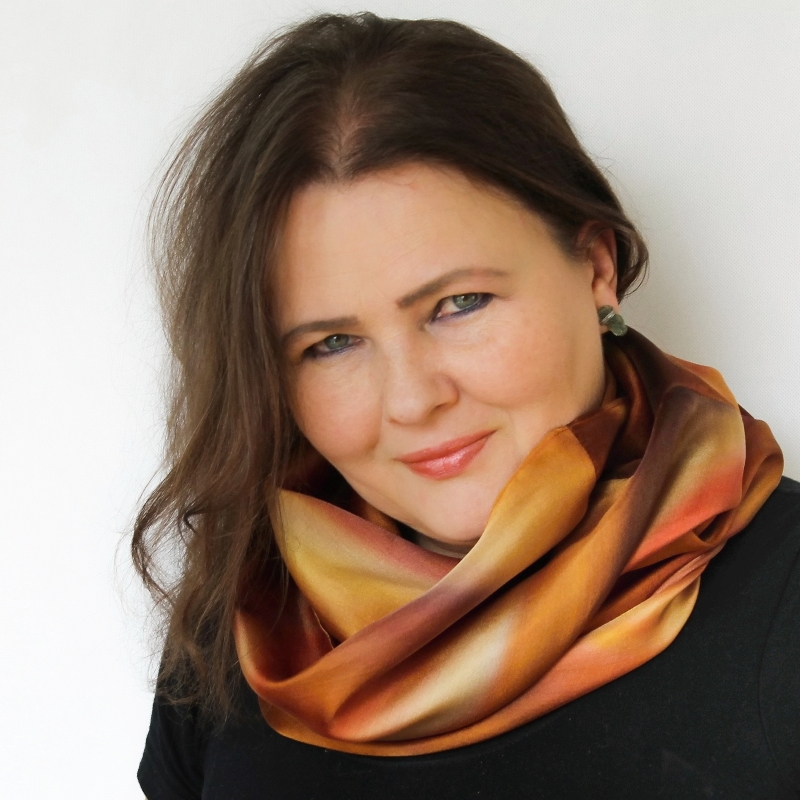 Hedvábný nákrčník - Zlatohnědý