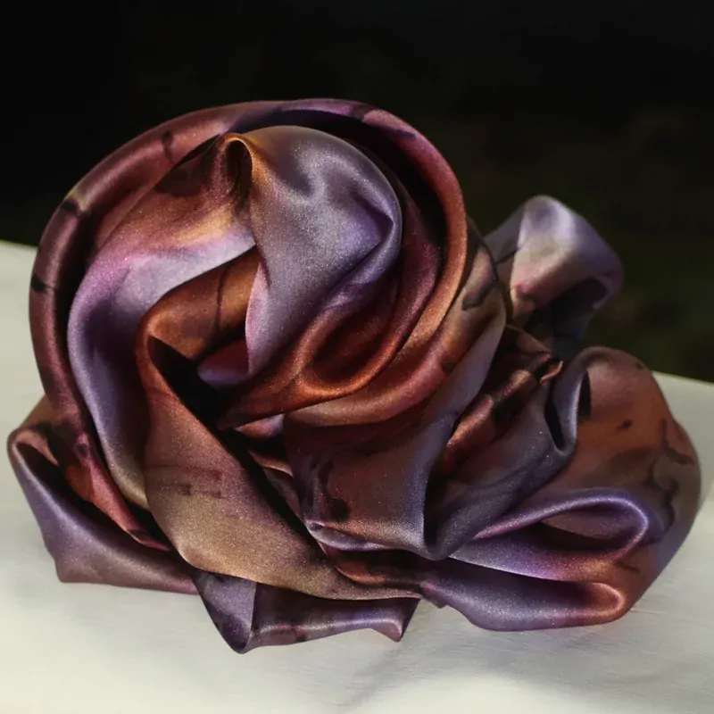 Hedvábný nákrčník - Skořicovo fialový