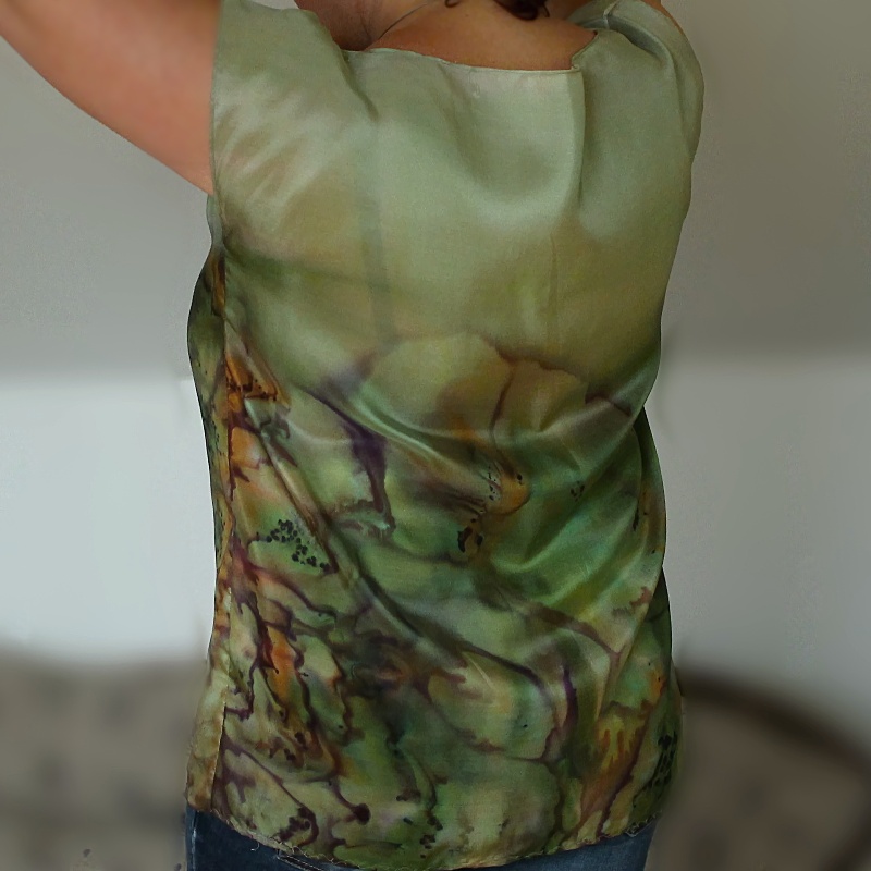 Hedvábná tunika - V lese