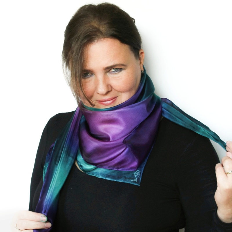 Hedvábný šátek - Švestky v petroleji