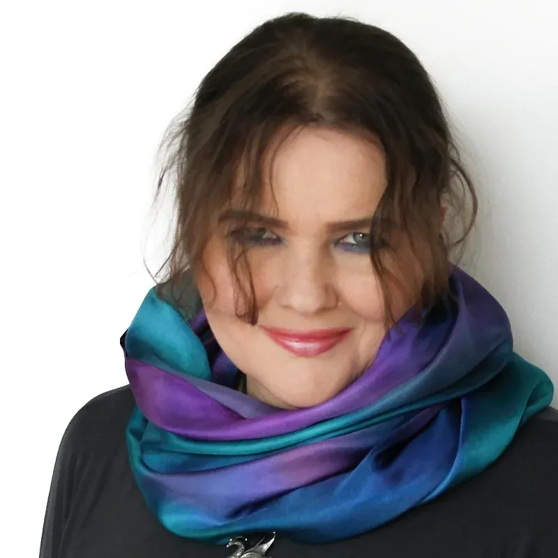 Hedvábný nákrčník - Švestky v petroleji