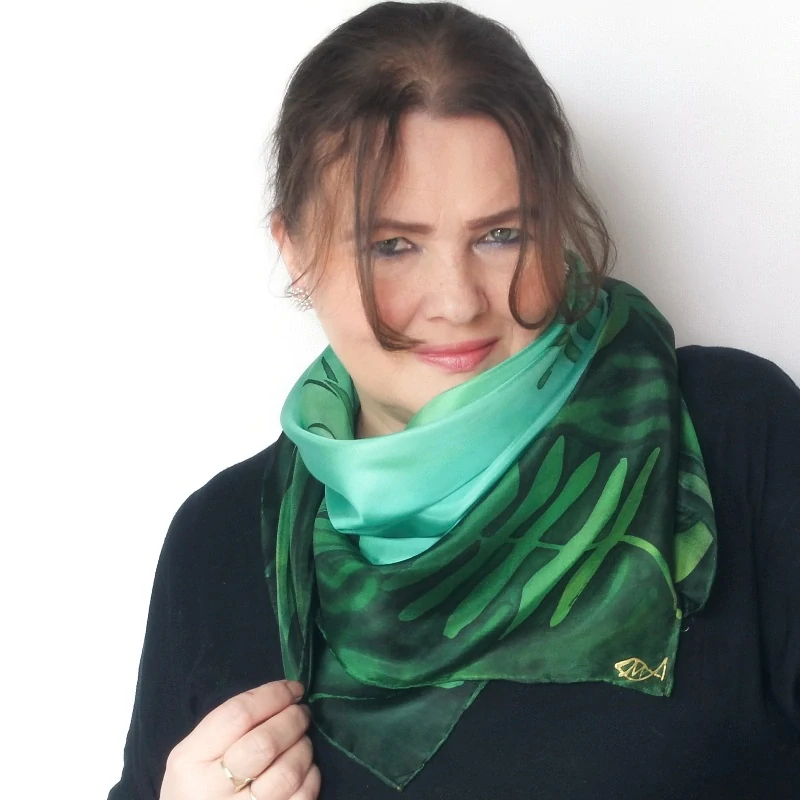 Hedvábný šátek - V kapradí