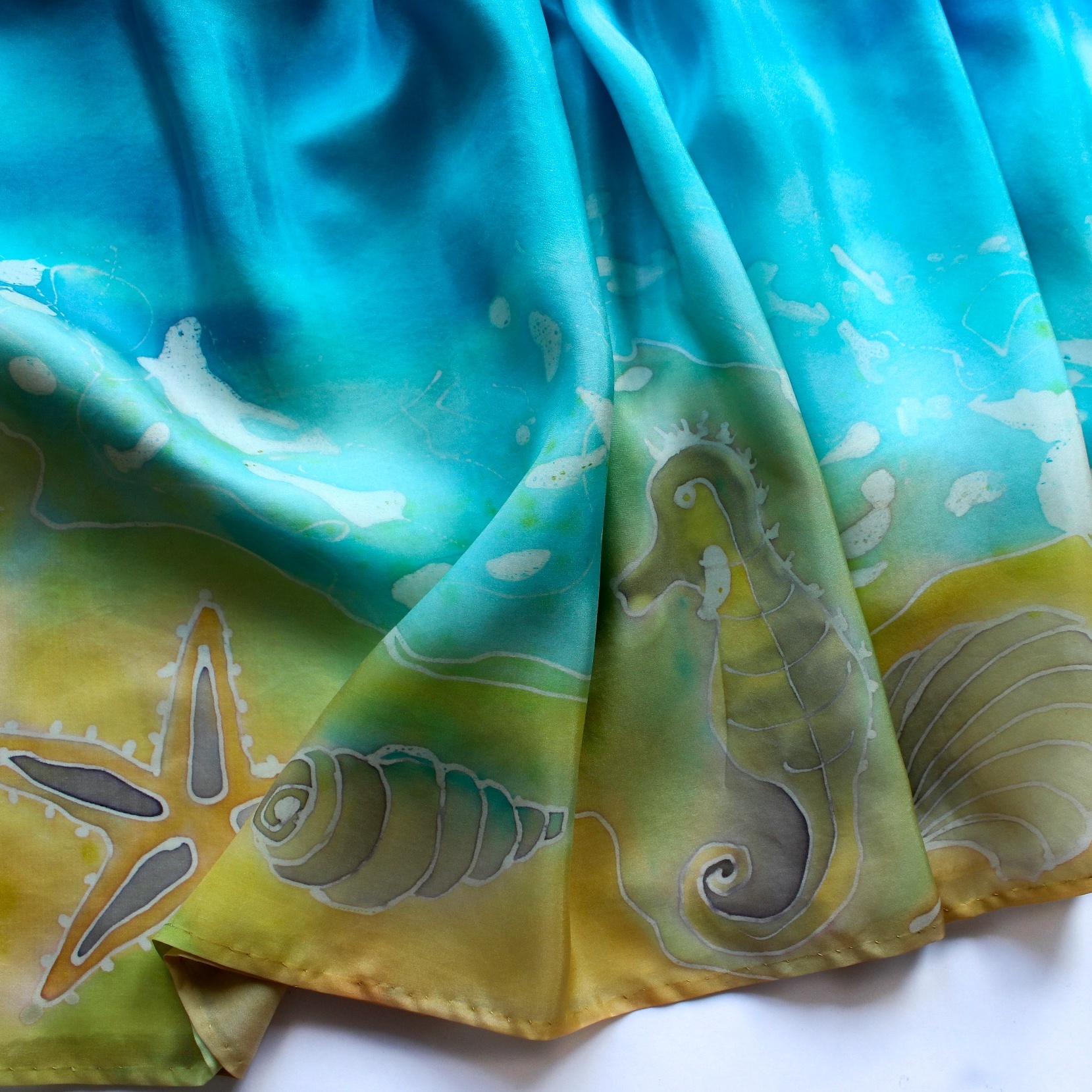 Hedvábná sukně - Mořský příboj