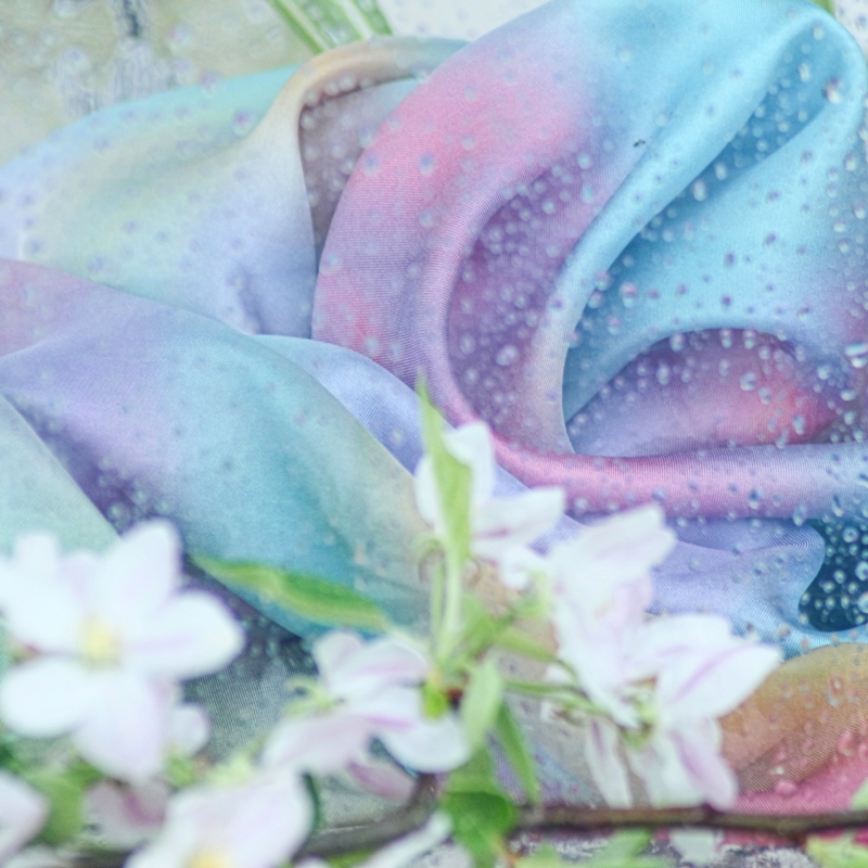 Hedvábný šátek - Duhový twill