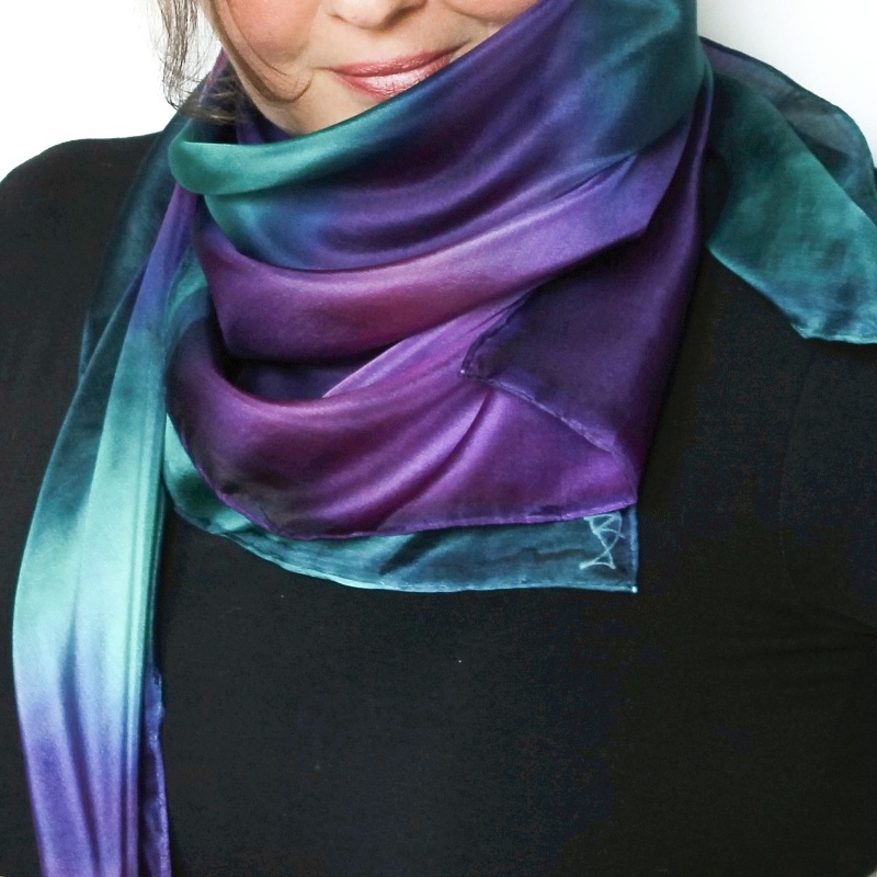 Hedvábný šátek - Švestky v petroleji