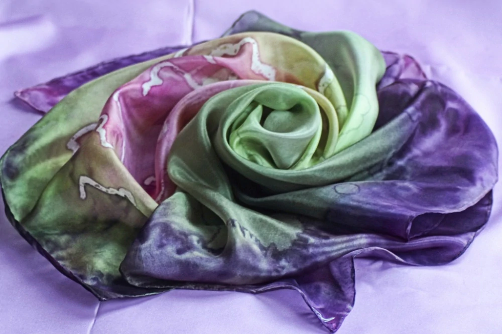 Hedvábný šátek - Zeleno růžový