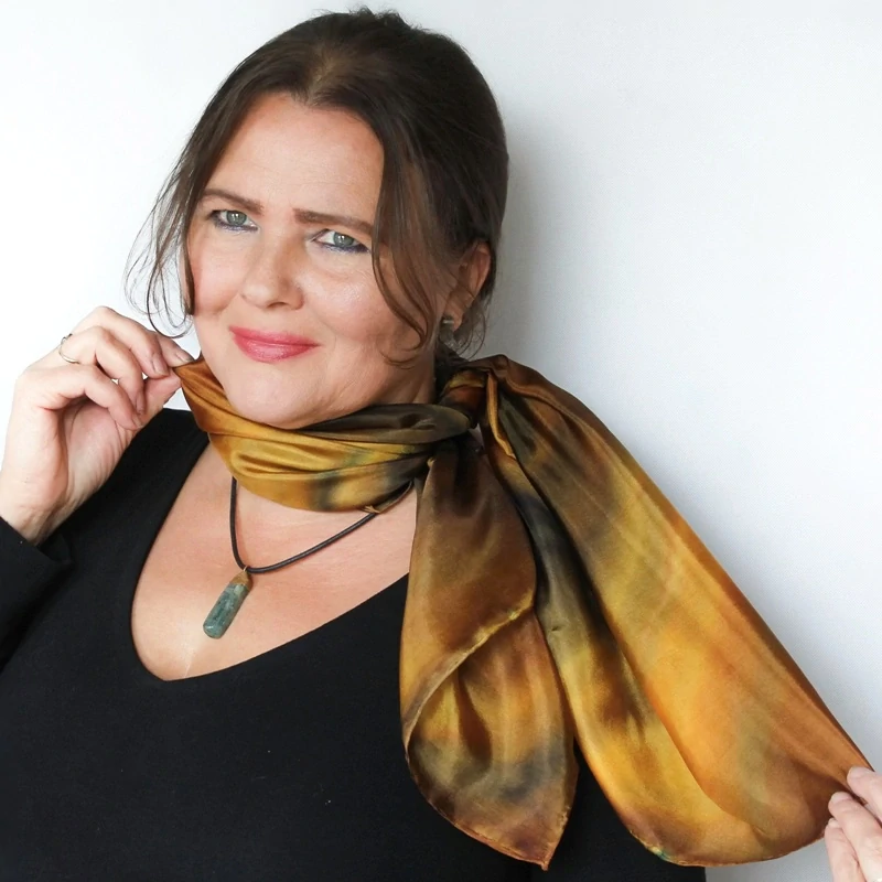 Hedvábný šátek - Žluto hnědý