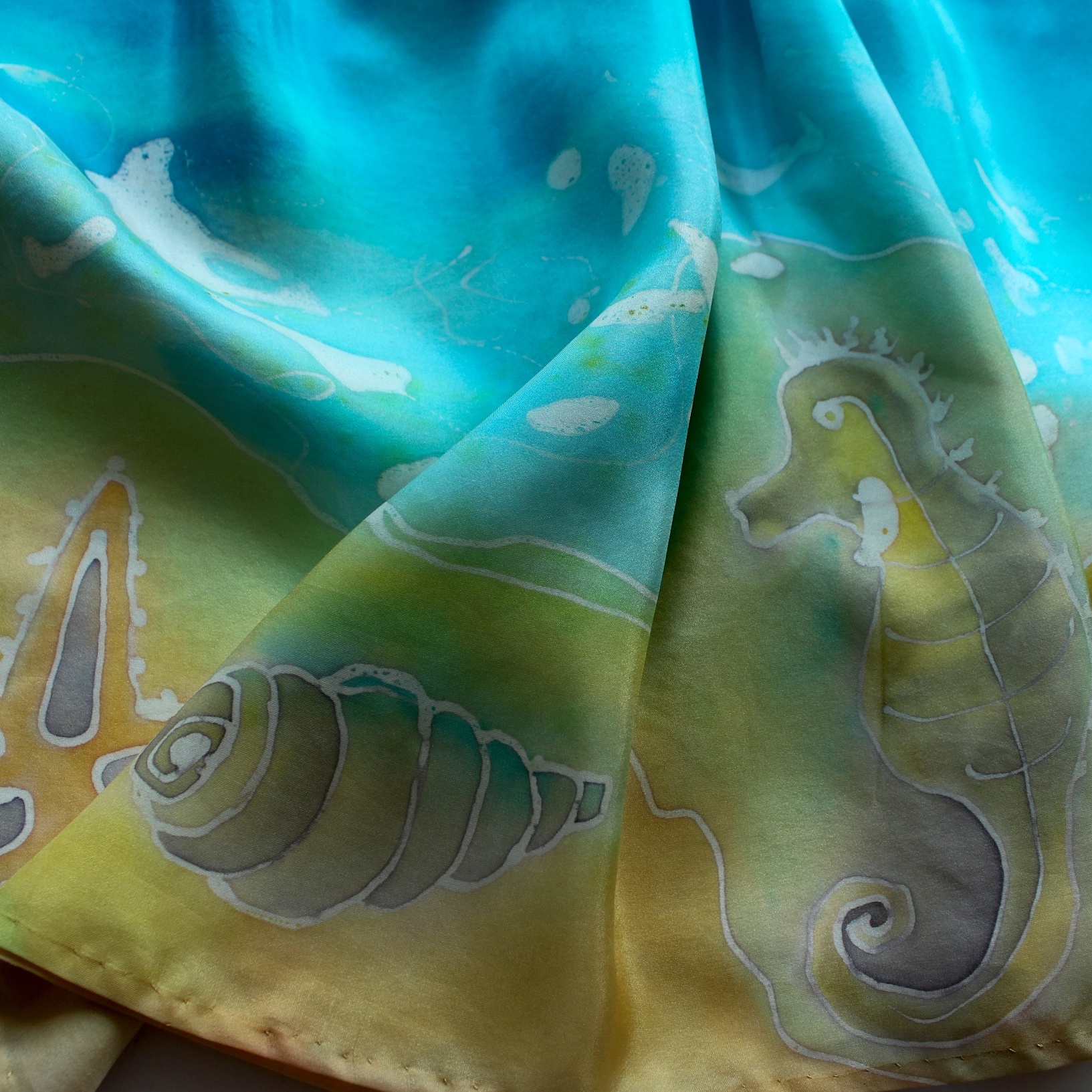 Hedvábná sukně - Mořský příboj