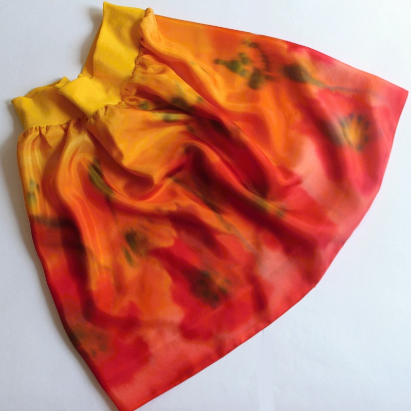 Hedvábná sukně - Máky v obilí