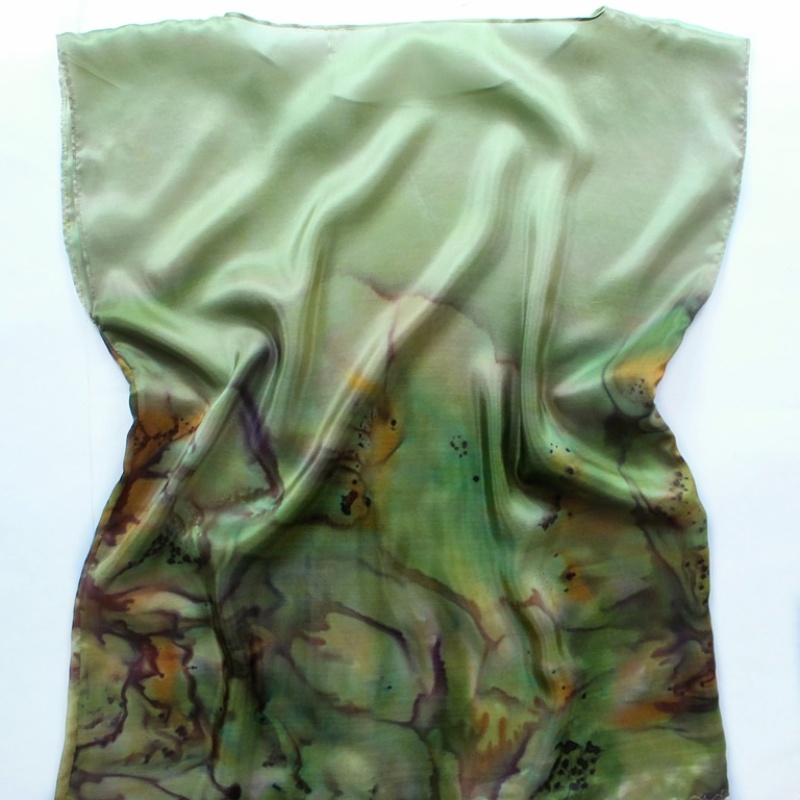 Hedvábná tunika - V lese