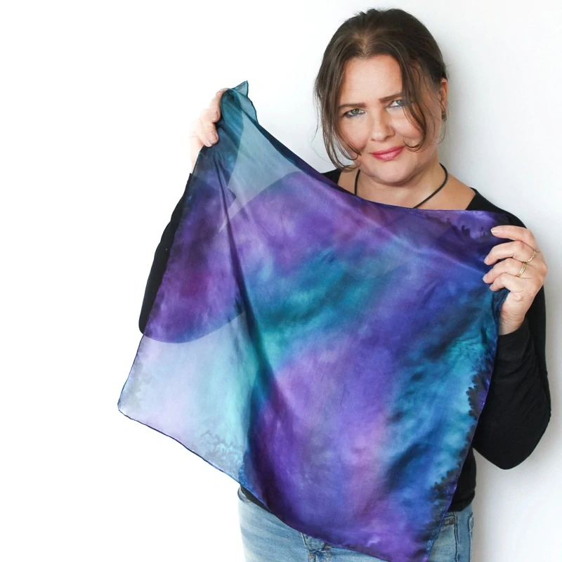 Hedvábný šátek - Švestky v petroleji 2