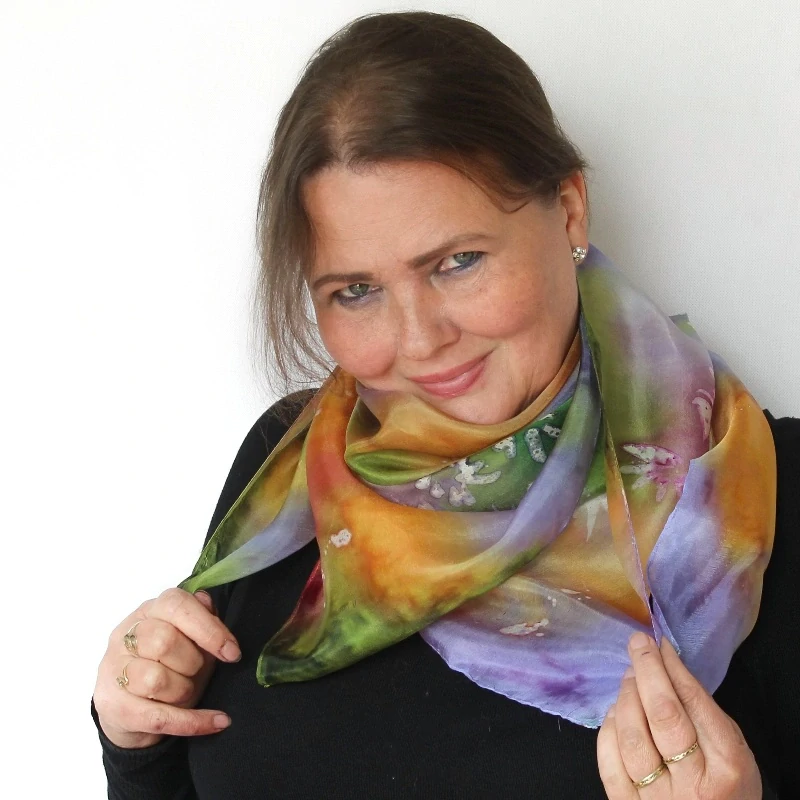 Hedvábný šátek - Rozkvetlá louka