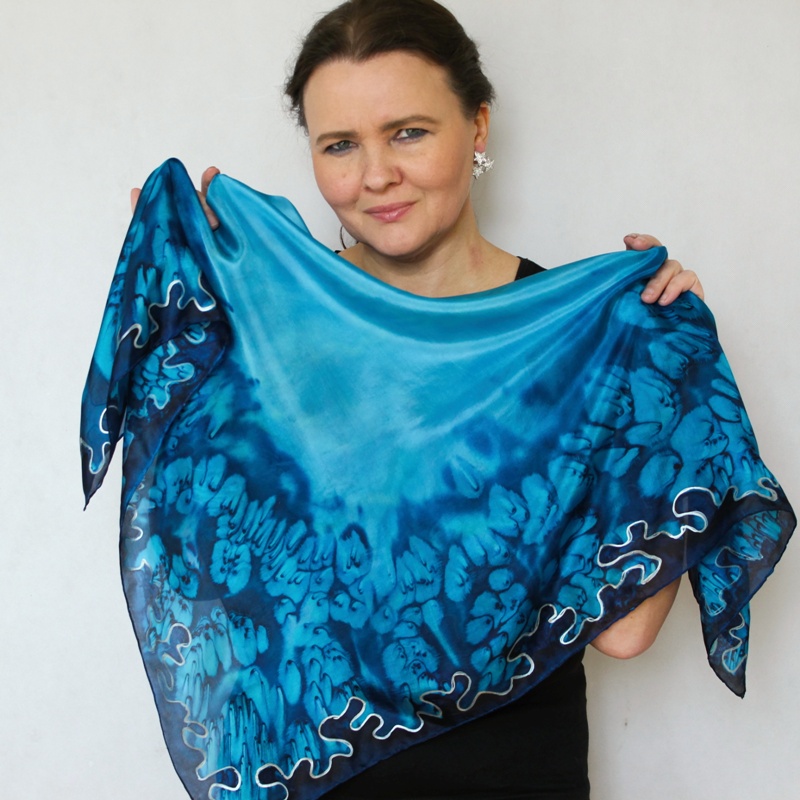 Hedvábný šátek - Marina s tmavou bordurou