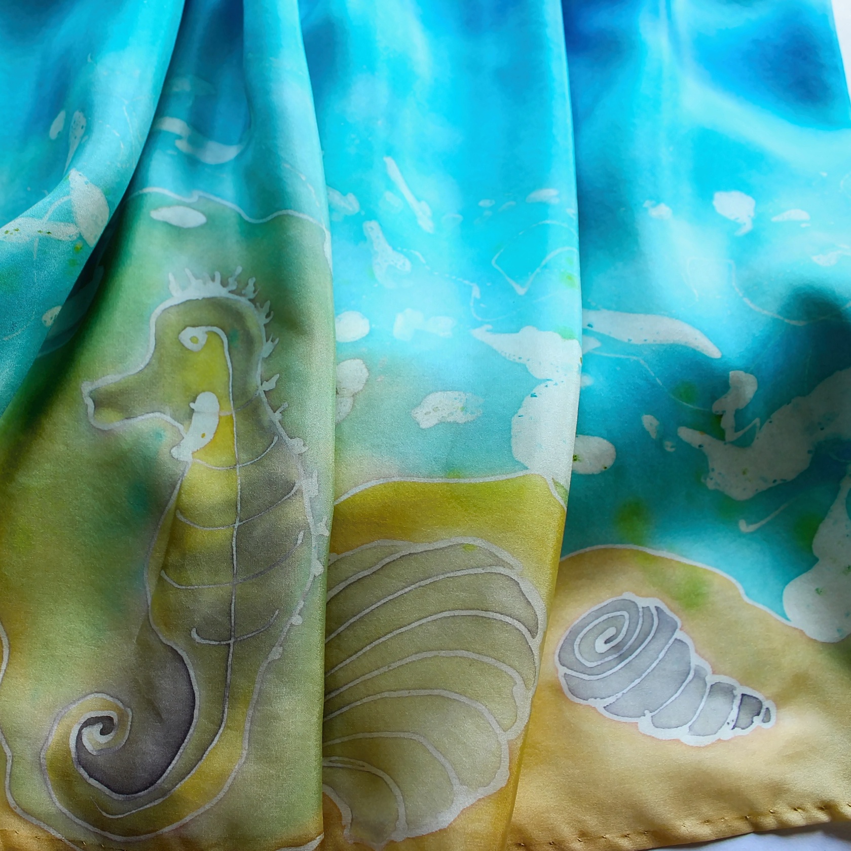 Hedvábná sukně - Mořský příboj