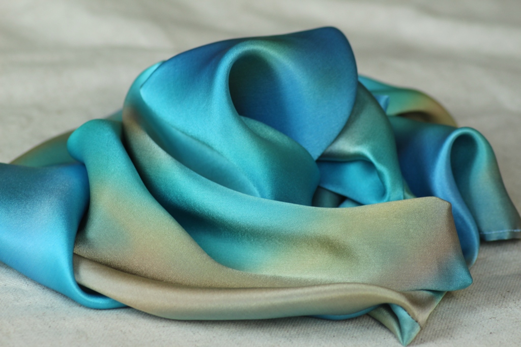 Hedvábný nákrčník - Béžovo blankytný