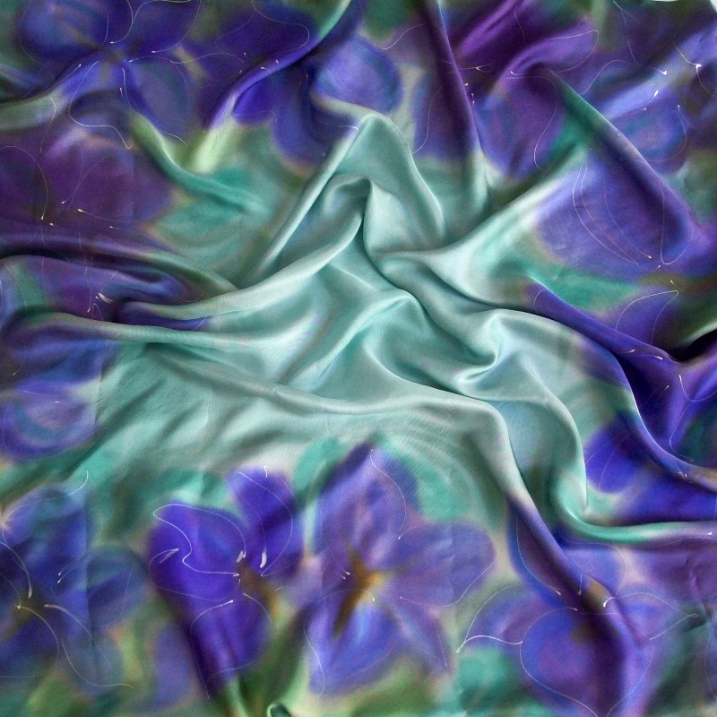 Hedvábný šátek - Mátový twill s fialkami