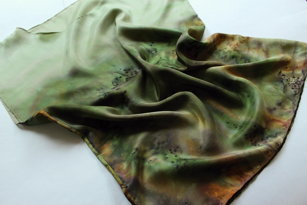 Hedvábná tunika - V lese