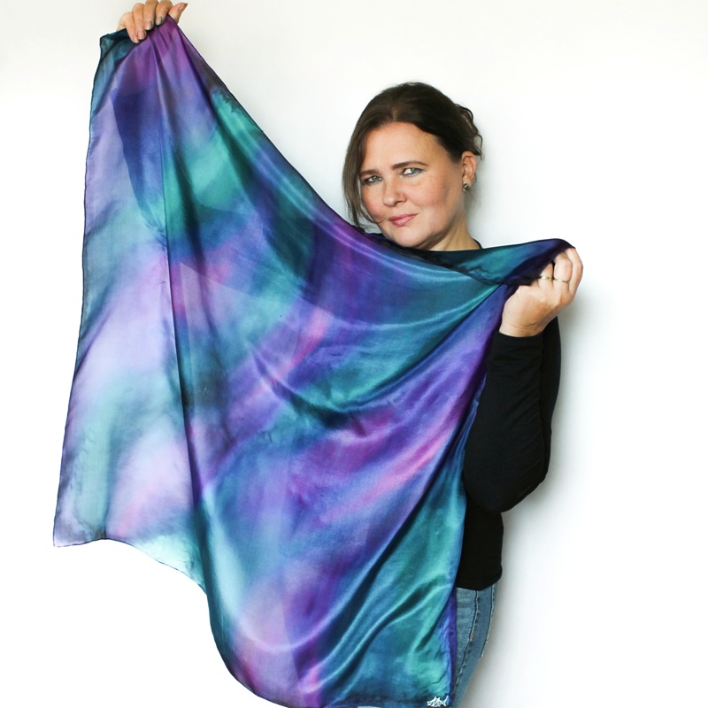 Hedvábný šátek - Švestky v petroleji