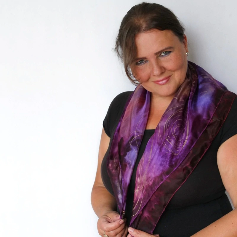 Hedvábný šátek - Fialová noc