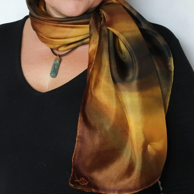 Hedvábný šátek - Žluto hnědý