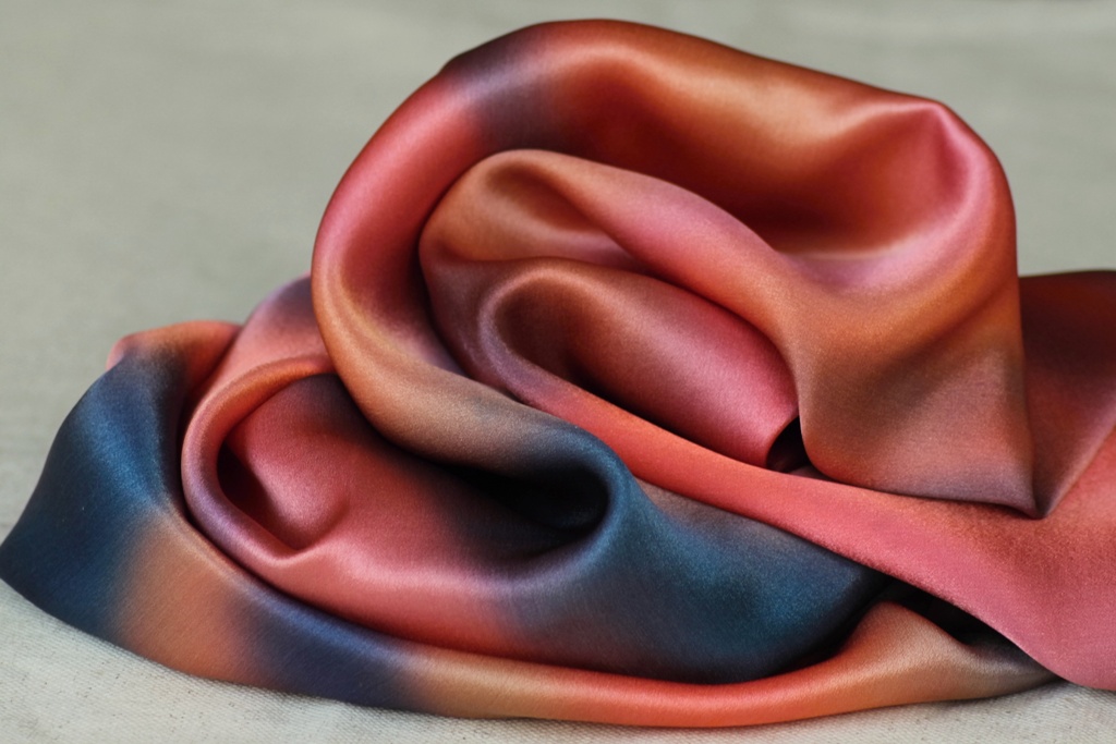 Hedvábný nákrčník - Modro lososový