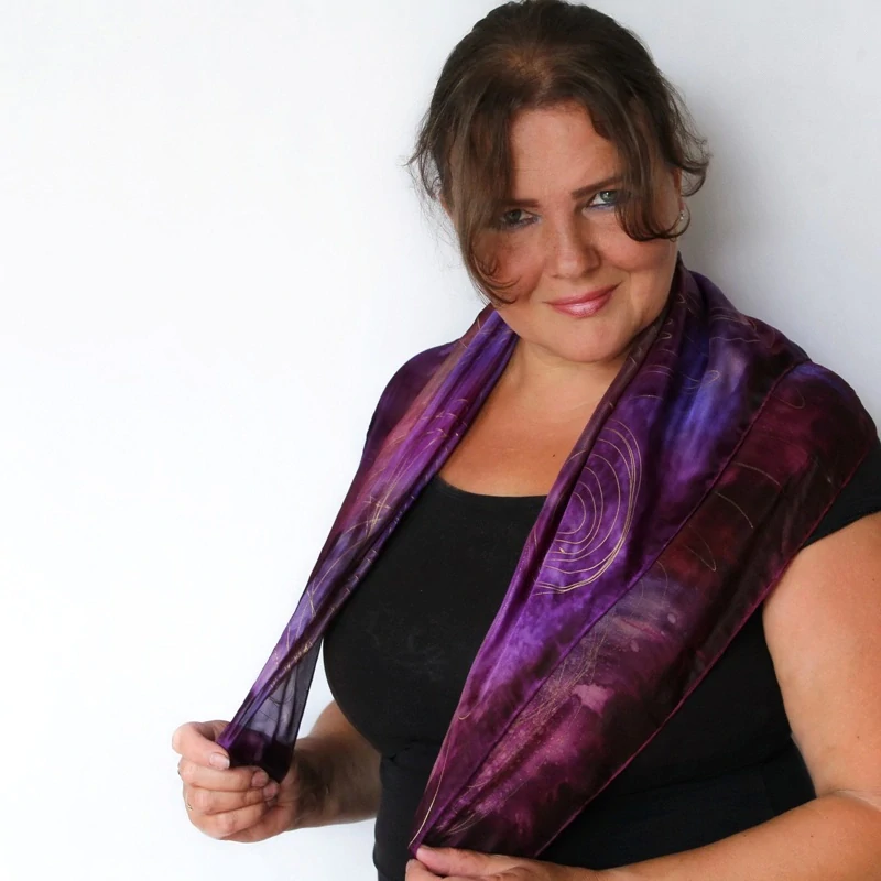 Hedvábný šátek - Fialová noc